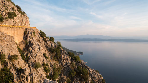 Scenic view of biokovo against sky