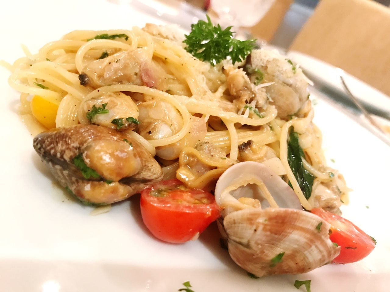 food and drink, food, ready-to-eat, freshness, serving size, healthy eating, plate, close-up, noodles, seafood, no people, garnish, vegetable, indoors, indulgence, italian food, meal, gourmet, prawn, cooked, appetizer, day