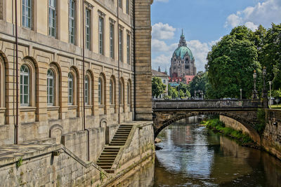 Leineschloss by leine against sky