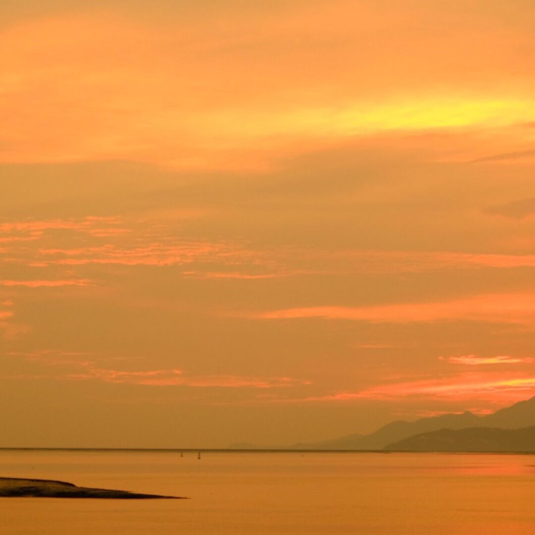 sunset, scenics, sea, beauty in nature, tranquil scene, tranquility, water, nature, orange color, idyllic, sky, horizon over water, no people, waterfront, outdoors, day