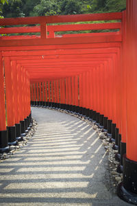 Empty footpath leading towards temple