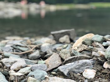Surface level of stones