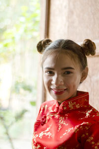 Portrait of a smiling young woman