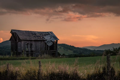 Country sunset 