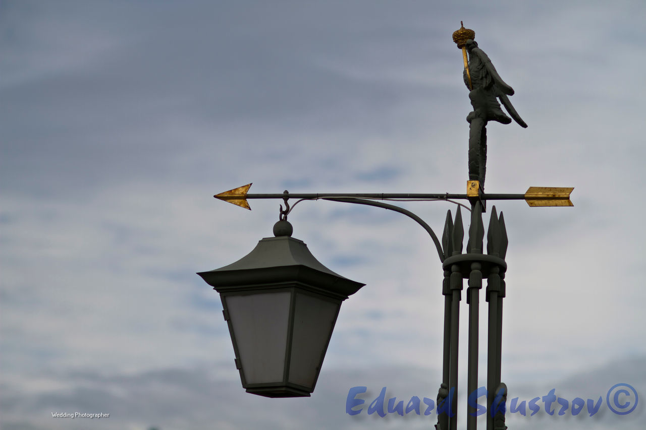 LOW ANGLE VIEW OF STREET LIGHT