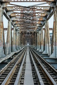 Railway bridge over railroad tracks