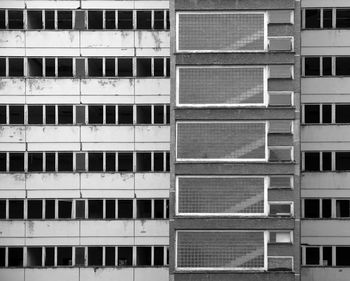 Full frame shot of abandoned building