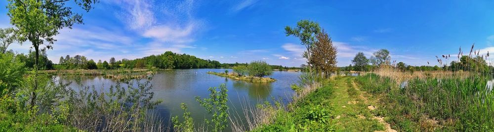 Panoramic view of lake against sky