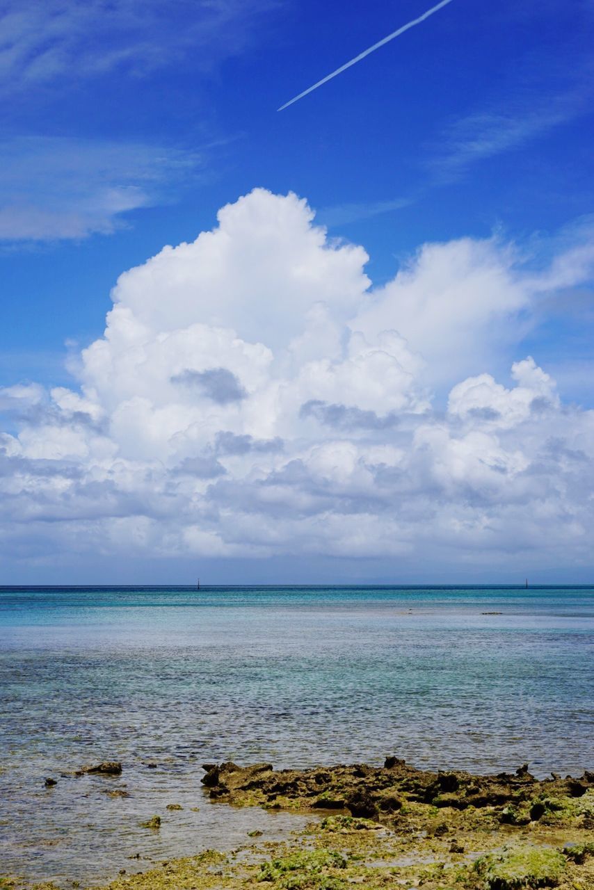 sea, horizon over water, sky, water, tranquil scene, scenics, tranquility, blue, beauty in nature, cloud, cloud - sky, nature, idyllic, beach, shore, seascape, remote, outdoors, day, cloudy