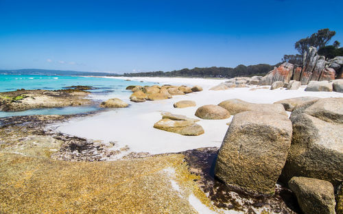 Rock formations at the bay of fires, tasmania