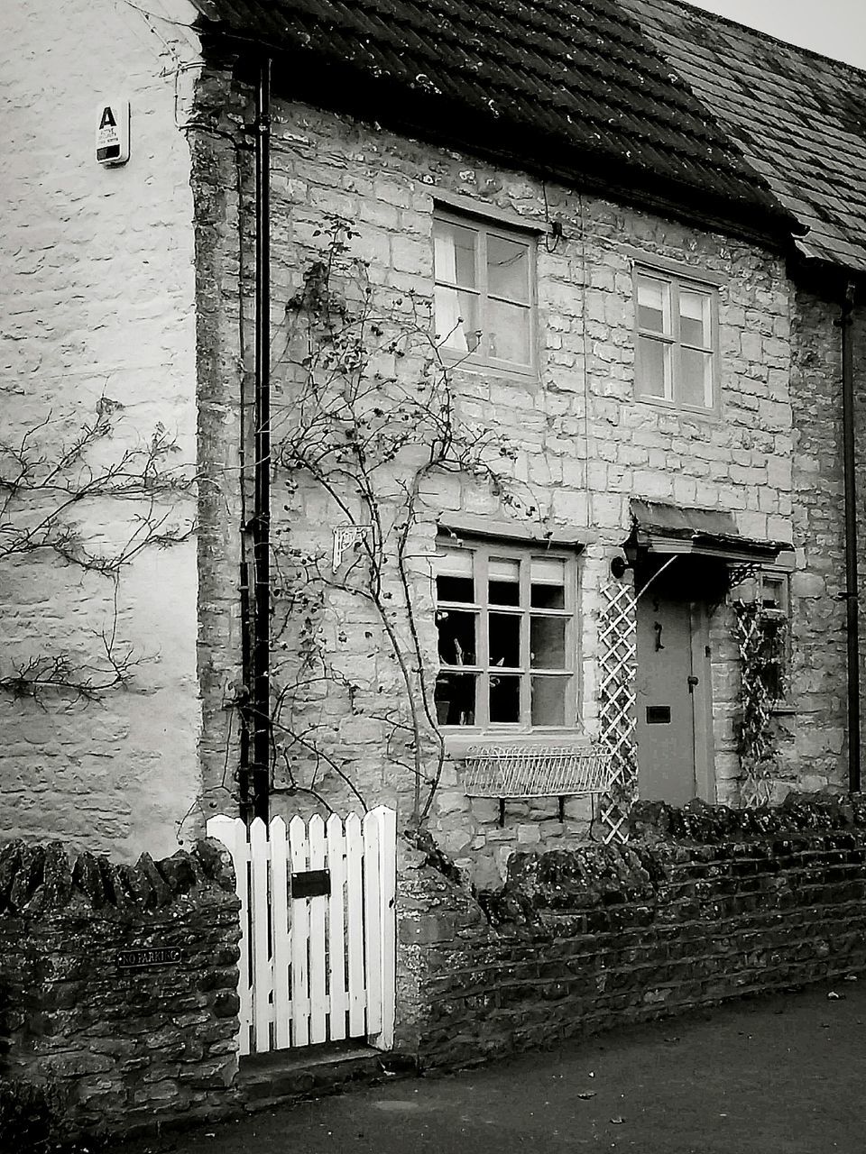 architecture, building exterior, built structure, window, house, door, old, weathered, residential structure, closed, abandoned, residential building, wall - building feature, building, obsolete, damaged, day, outdoors, no people, wall