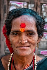 Close-up portrait of smiling woman