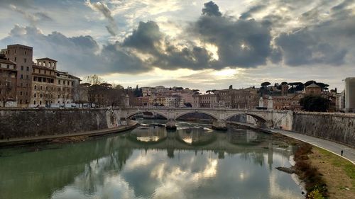 Scenic view of bridge on tiber 