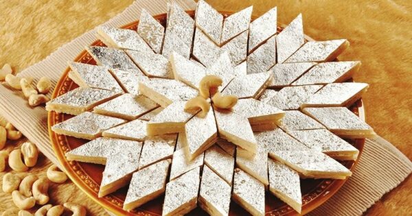 Kaju barfi