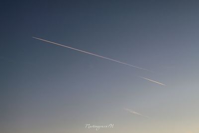 vapor trail