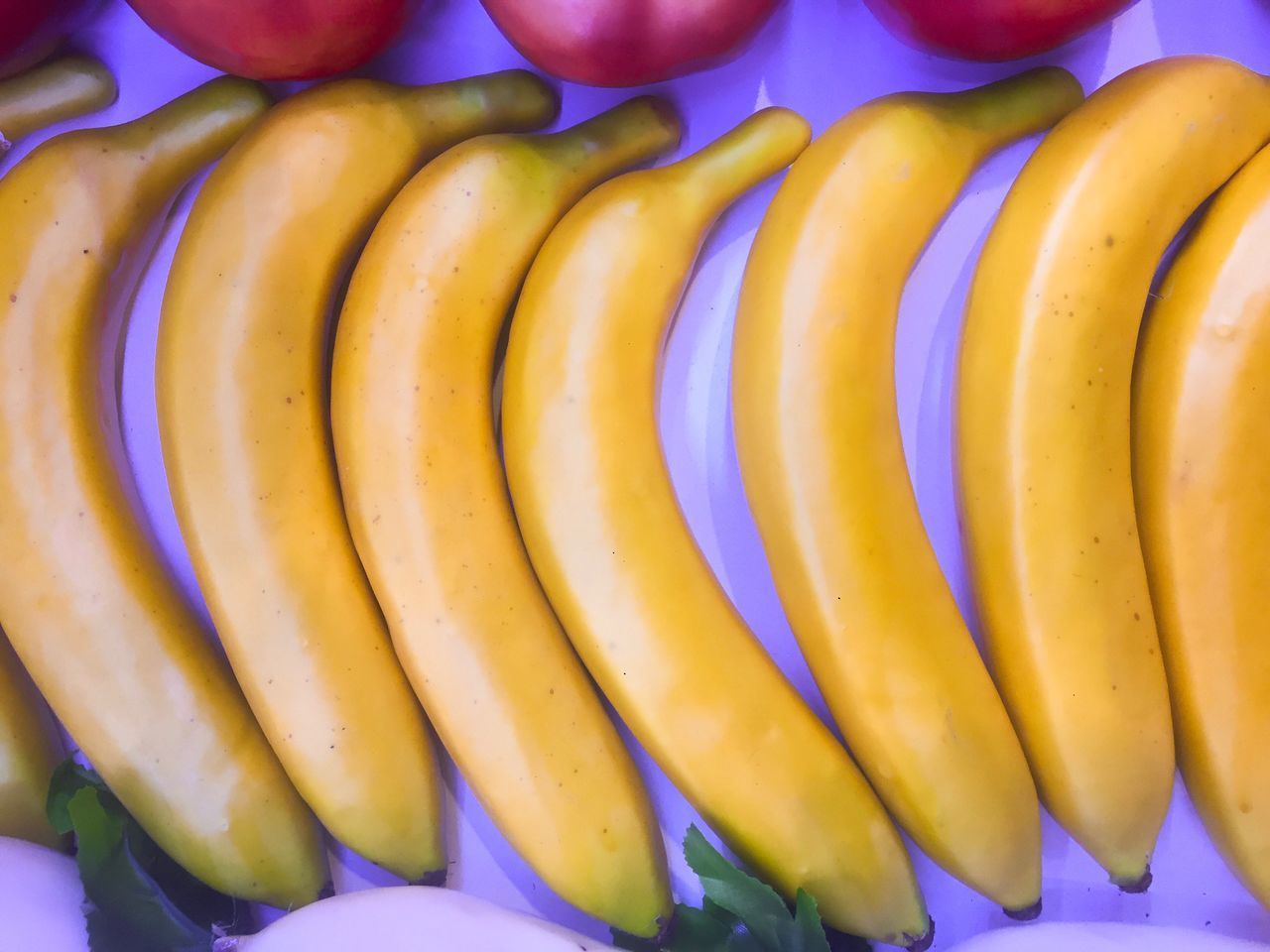 CLOSE-UP OF BANANAS AT MARKET STALL