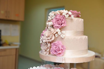 Close-up of pink roses