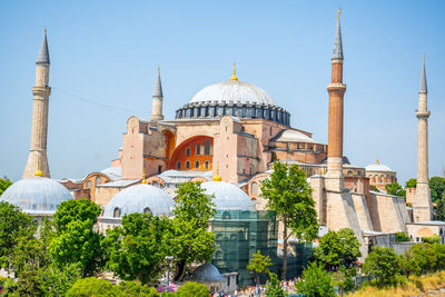 View of mosque against sky