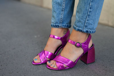 Purple high heels street style