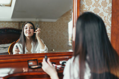 Portrait of a smiling young woman