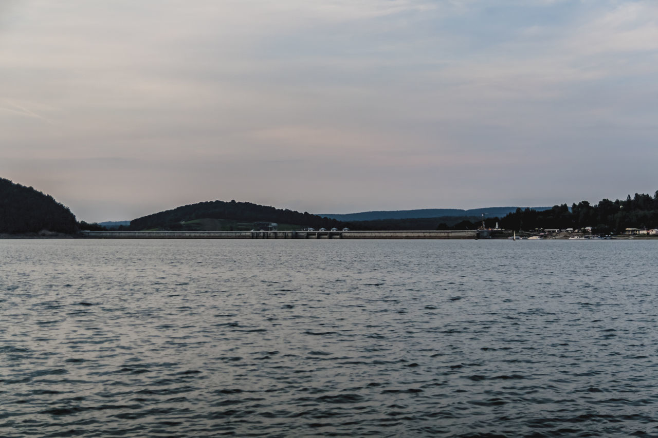 VIEW OF SEA AGAINST SKY