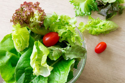 Close-up of tomatoes and vegetables