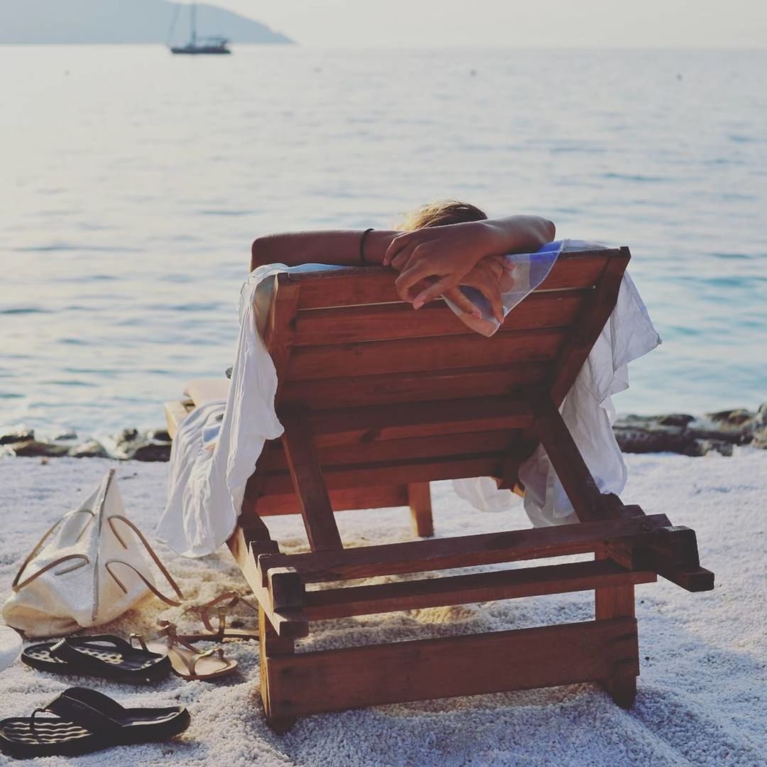 water, sea, nature, rear view, one person, day, beach, outdoors, real people, standing, relaxation, full length, young adult, people