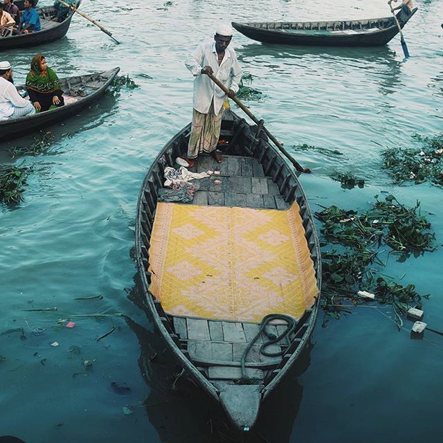 water, nautical vessel, boat, transportation, moored, mode of transport, lake, reflection, high angle view, waterfront, river, rippled, sea, rope, nature, day, outdoors, travel, harbor, rowboat