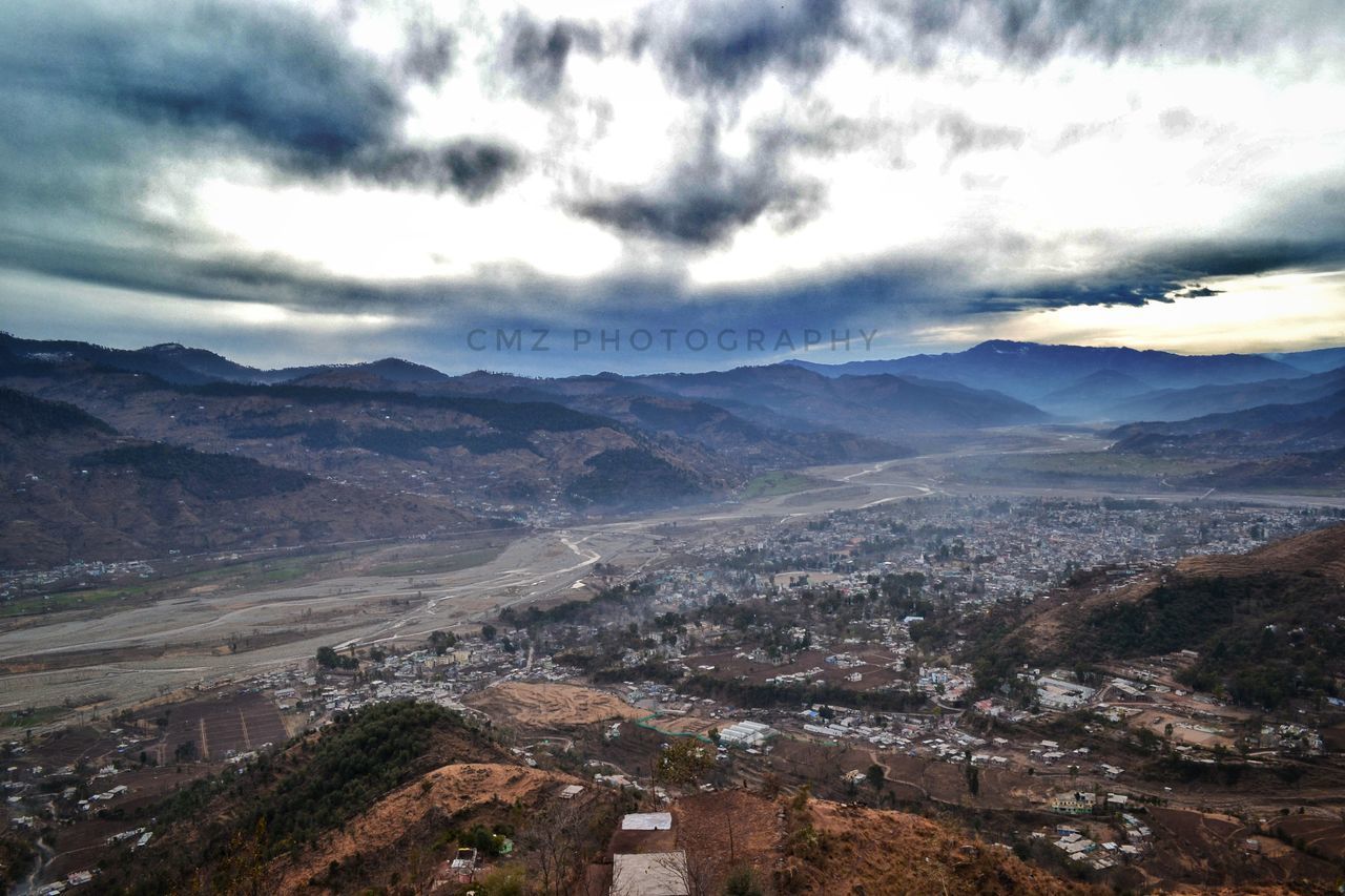 SCENIC VIEW OF MOUNTAINS