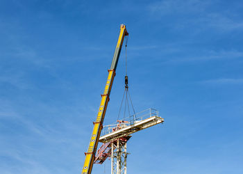 crane - construction machinery