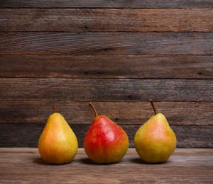 Close-up of apples on table