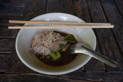 Food in bowl on table