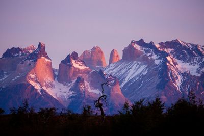 Sunrise at the torres del paine park 