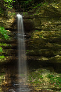 Scenic view of waterfall at starved rock state park