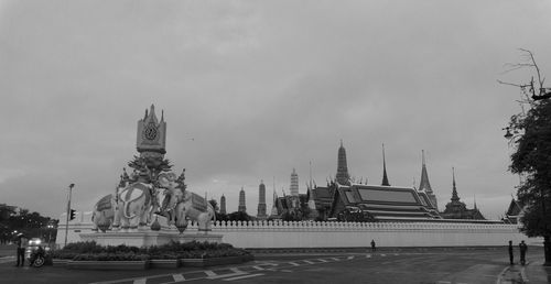 Statue of temple against sky