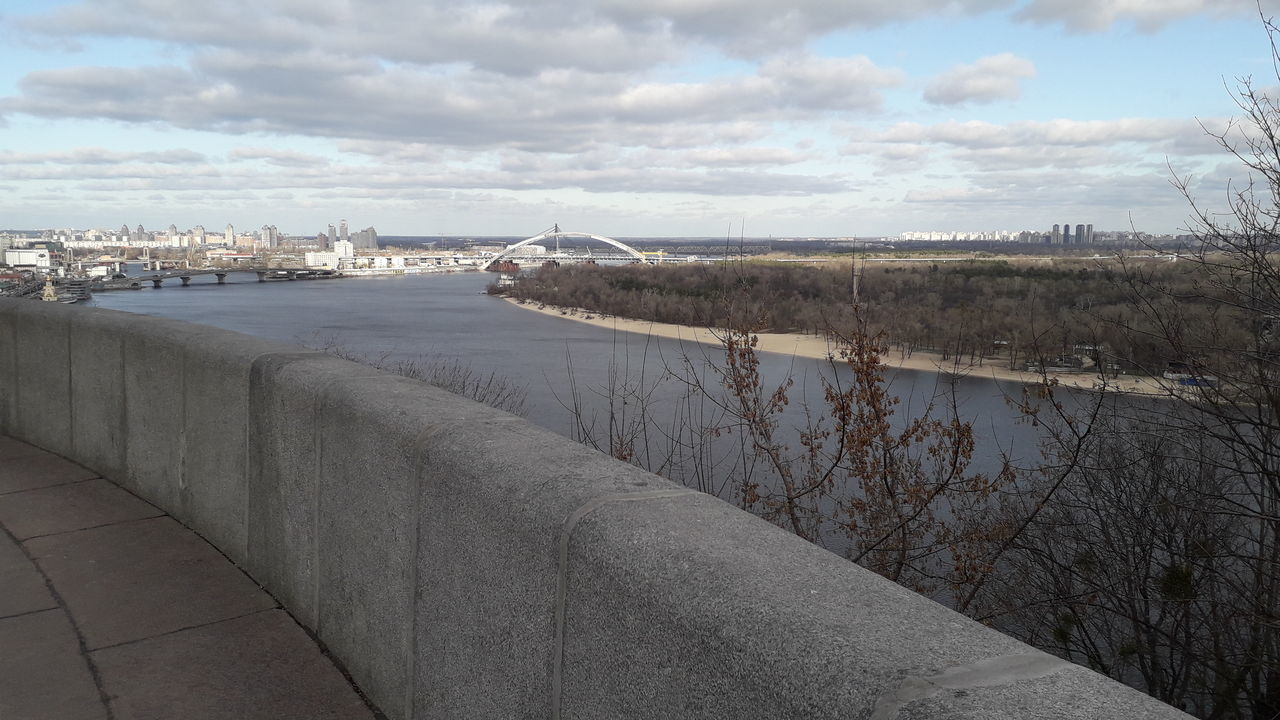 PANORAMIC VIEW OF RIVER AGAINST SKY