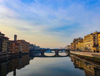 Bridge over river in florence