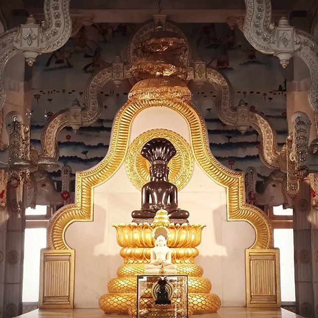 religion, place of worship, art and craft, spirituality, art, statue, human representation, sculpture, creativity, indoors, ornate, buddha, gold colored, temple - building, famous place, travel destinations, architecture