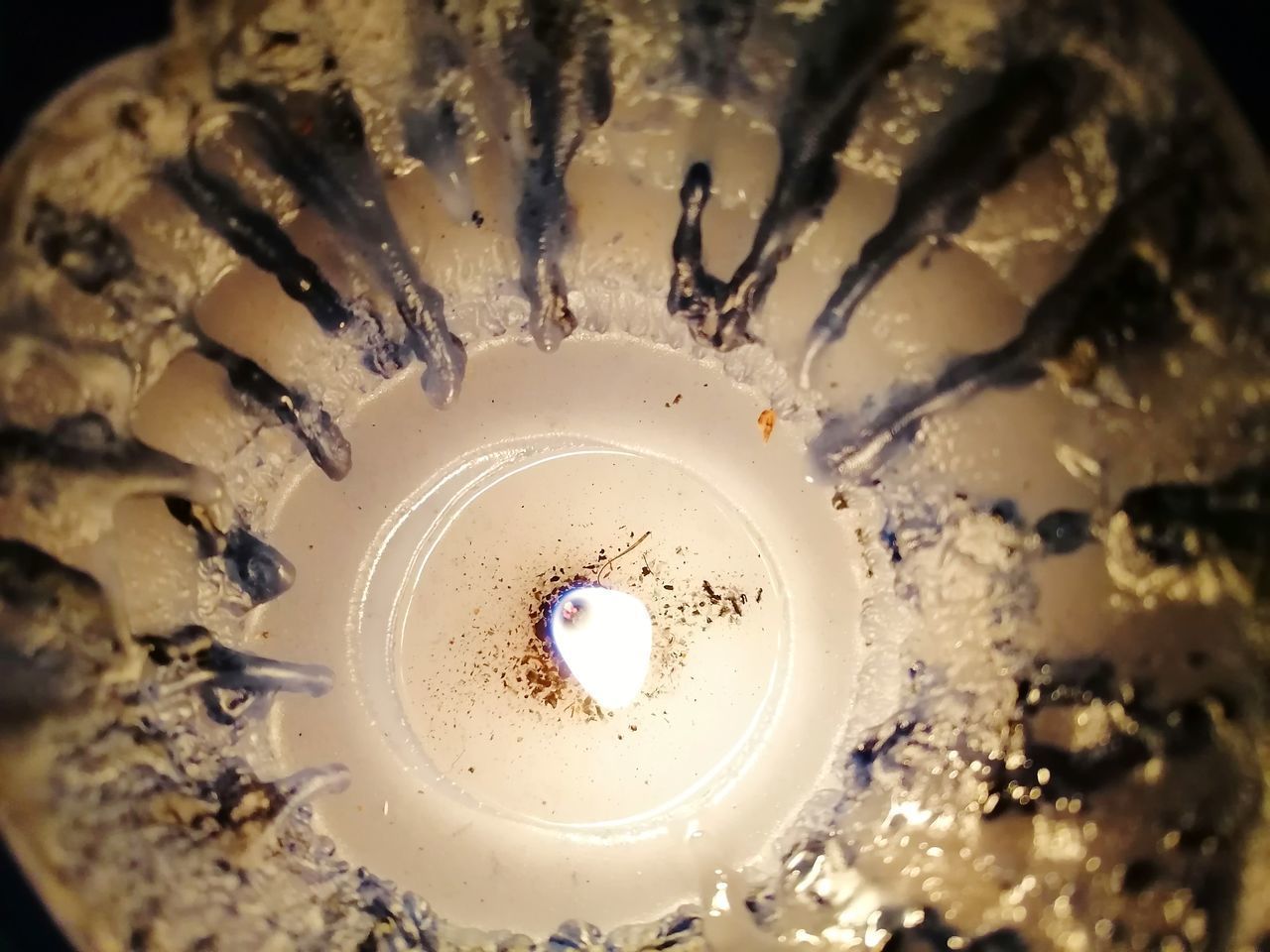 HIGH ANGLE VIEW OF COFFEE WITH GLASS