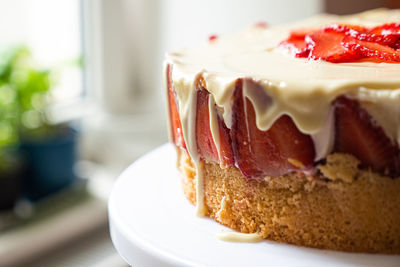 Close-up of cake in plate on table