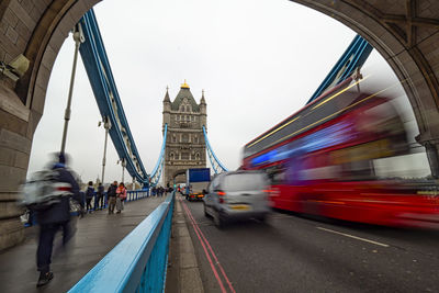 Traffic scene on the tower bridge of london