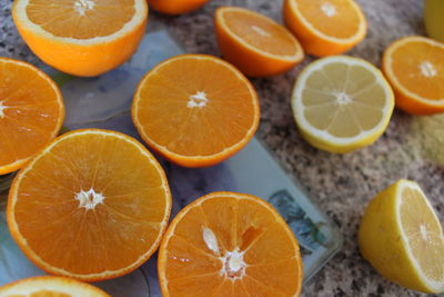 Close-up of lemons