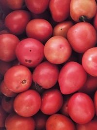 Full frame shot of oranges at market