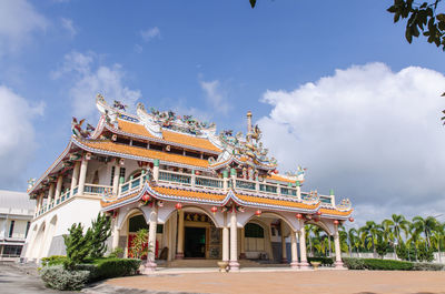 View of temple building against sky