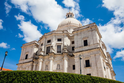 The church of santa engracia or the national pantheon built on the 17th-century