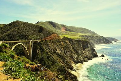 Bixby creek bridge on cliffs