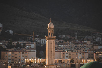 Buildings in city