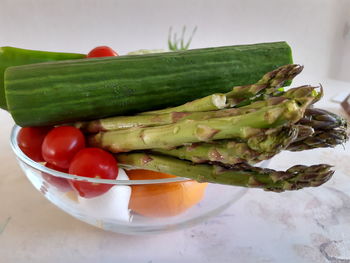 Close-up of fresh vegetables in bowl on table