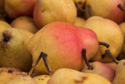 Full frame shot of apples