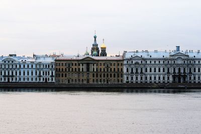 Buildings in city